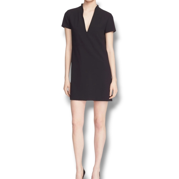 Alice + Olivia Dresses & Skirts - Alice + Olivia Barry' Short Sleeve V-Neck Boxy Shift Dress
